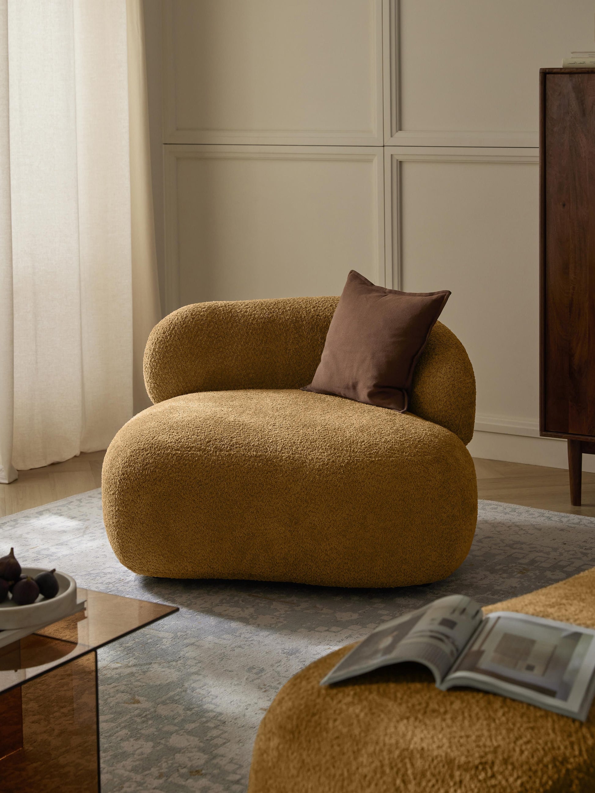 Albetto Lounge Chair in Teddy Bouclé