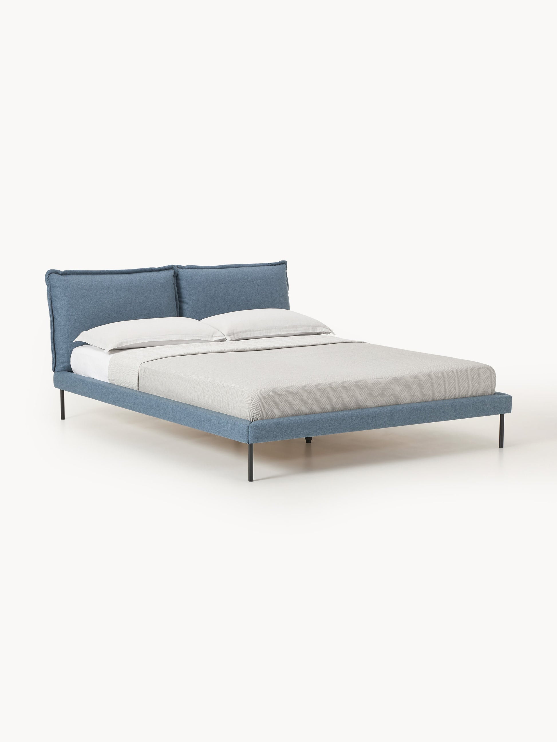 Amelune Upholstered Bed
