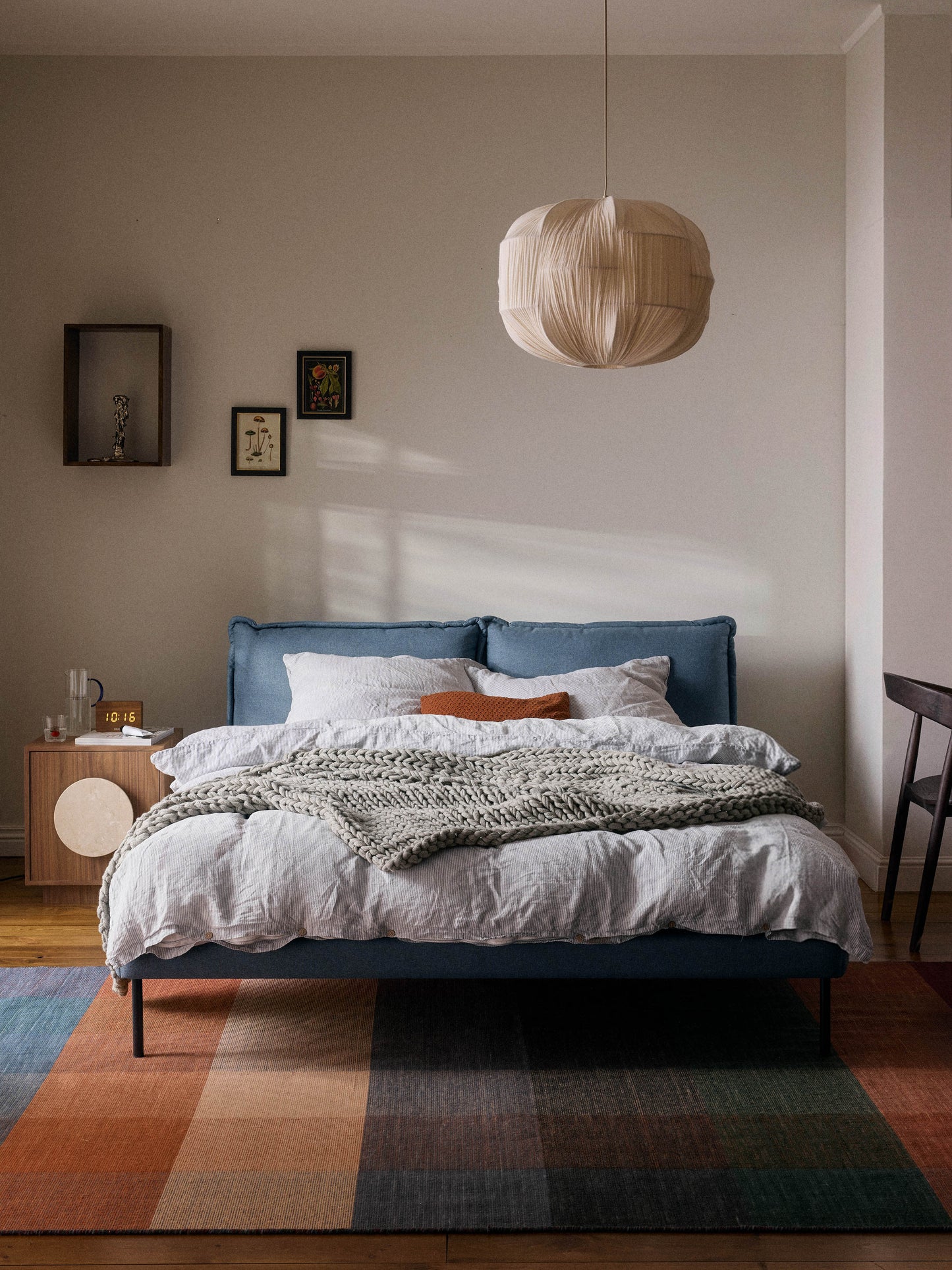 Amelune Upholstered Bed