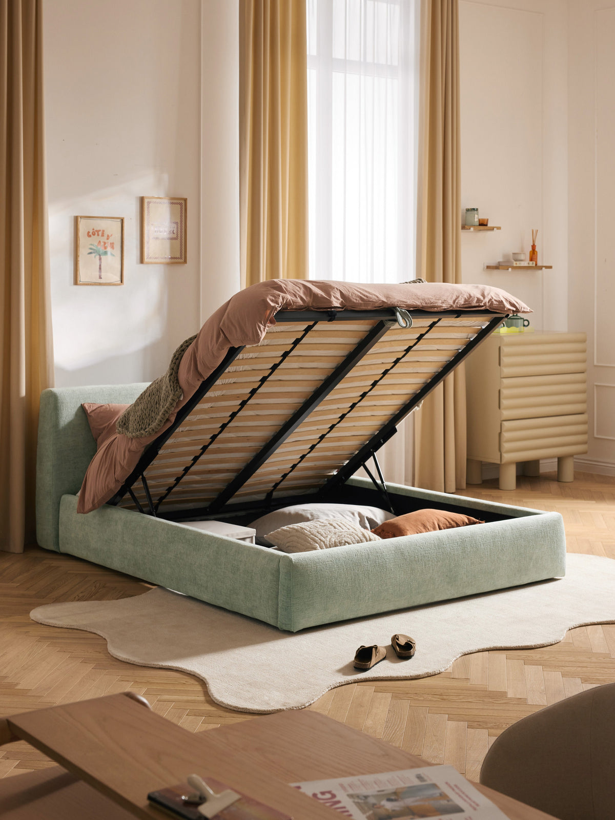 Clodano Upholstered Bed with Storage