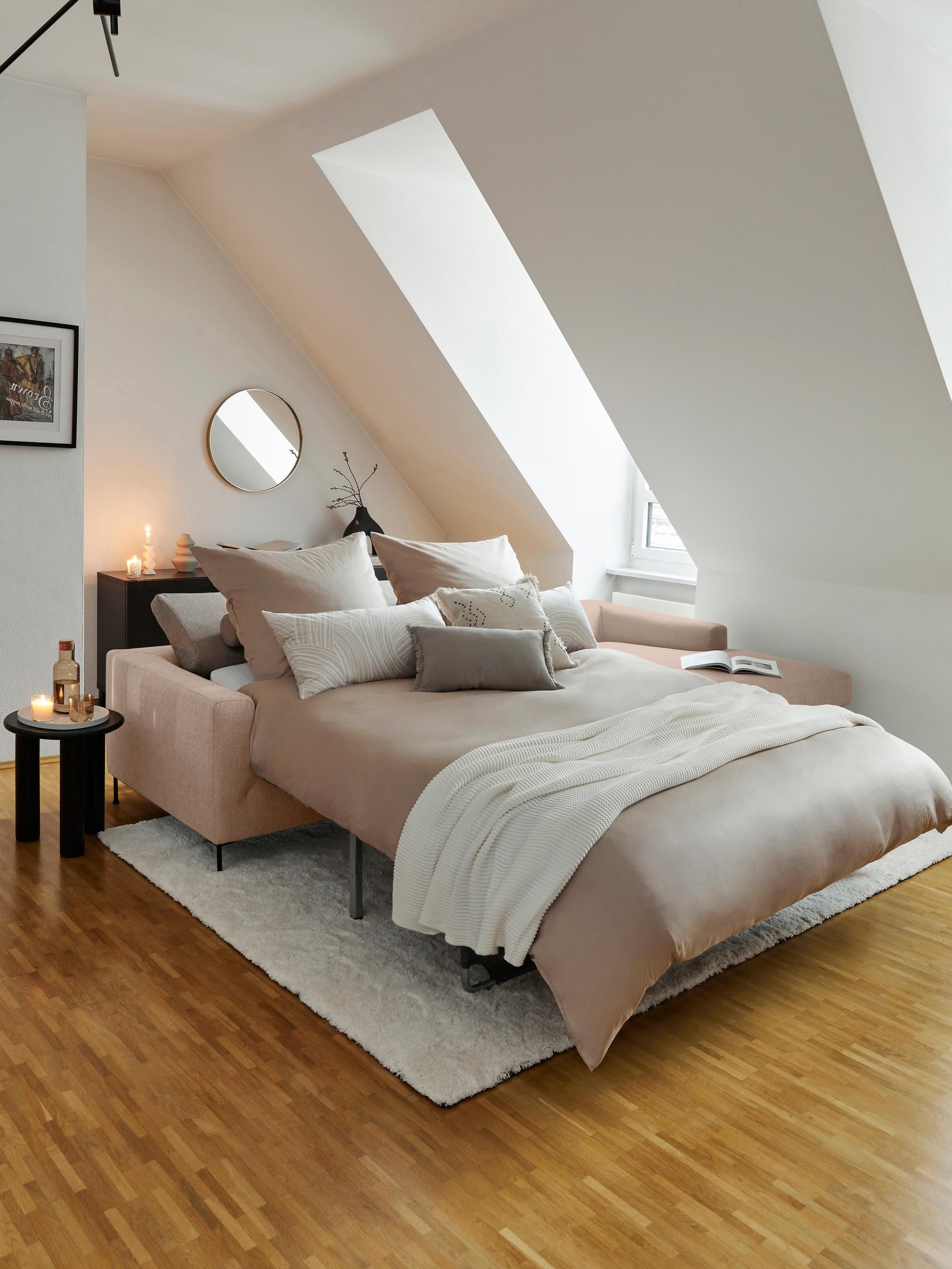 Cudrino Sofa Bed (3-Seater) with Mattress