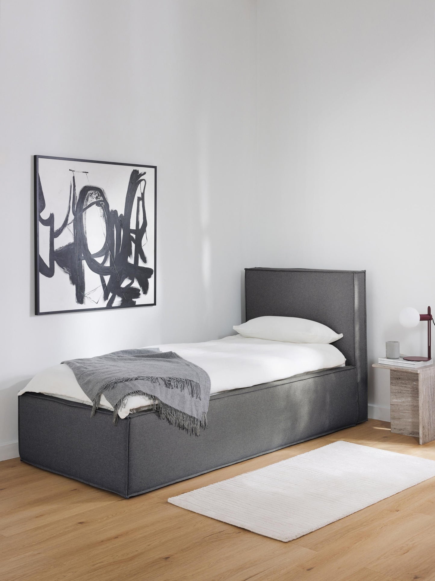 Drescia Single Bed