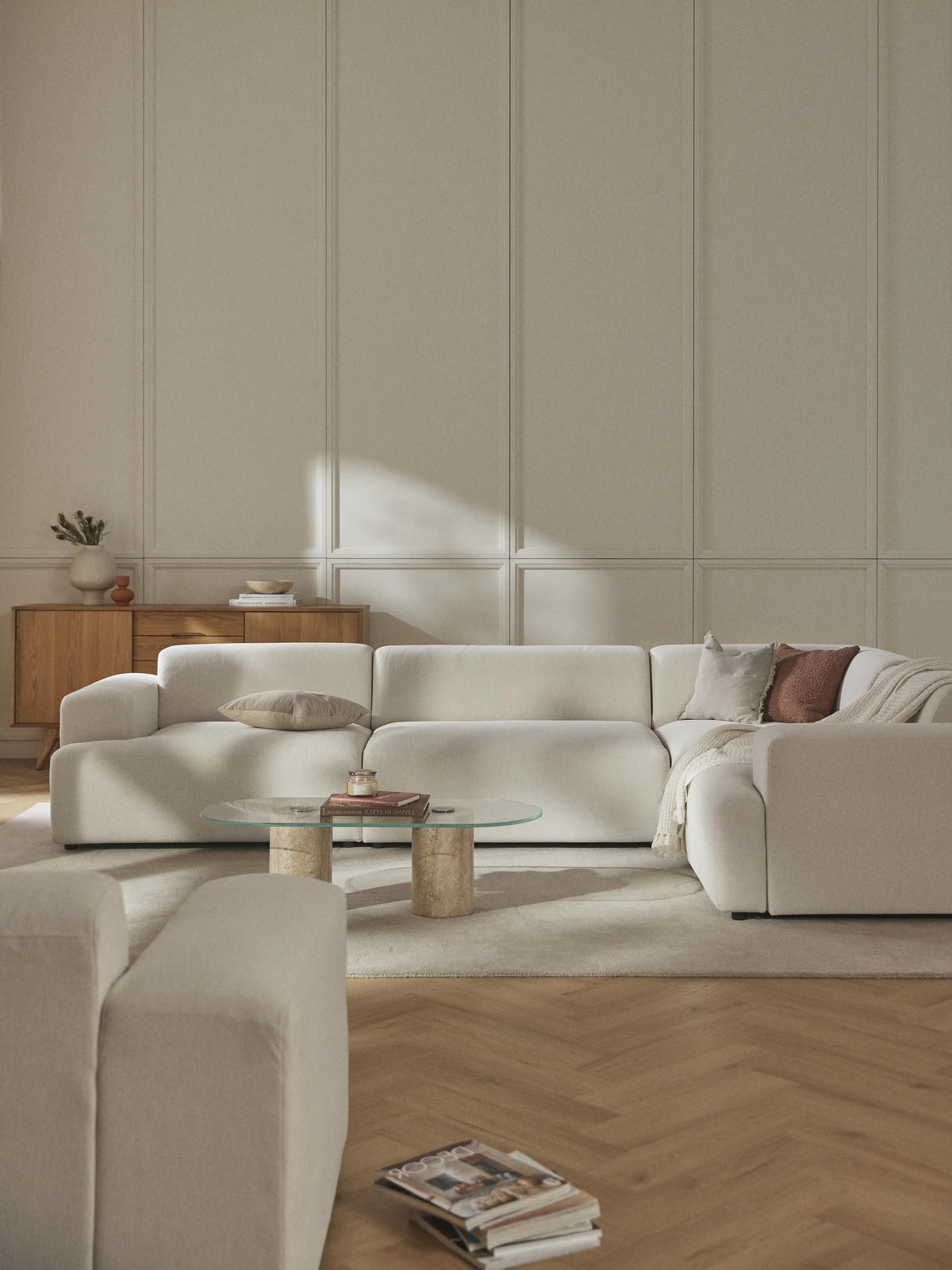 Melveria Large Corner Sofa (4-Seater)