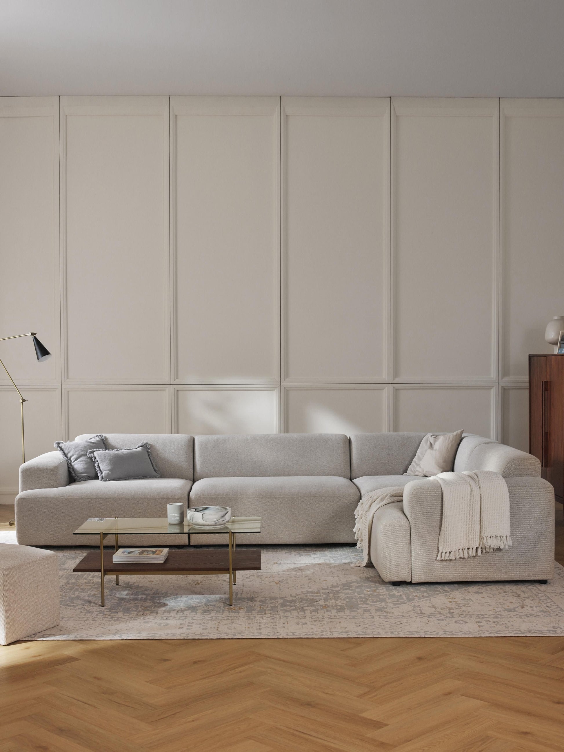 Melveria Large Corner Sofa (4-Seater)