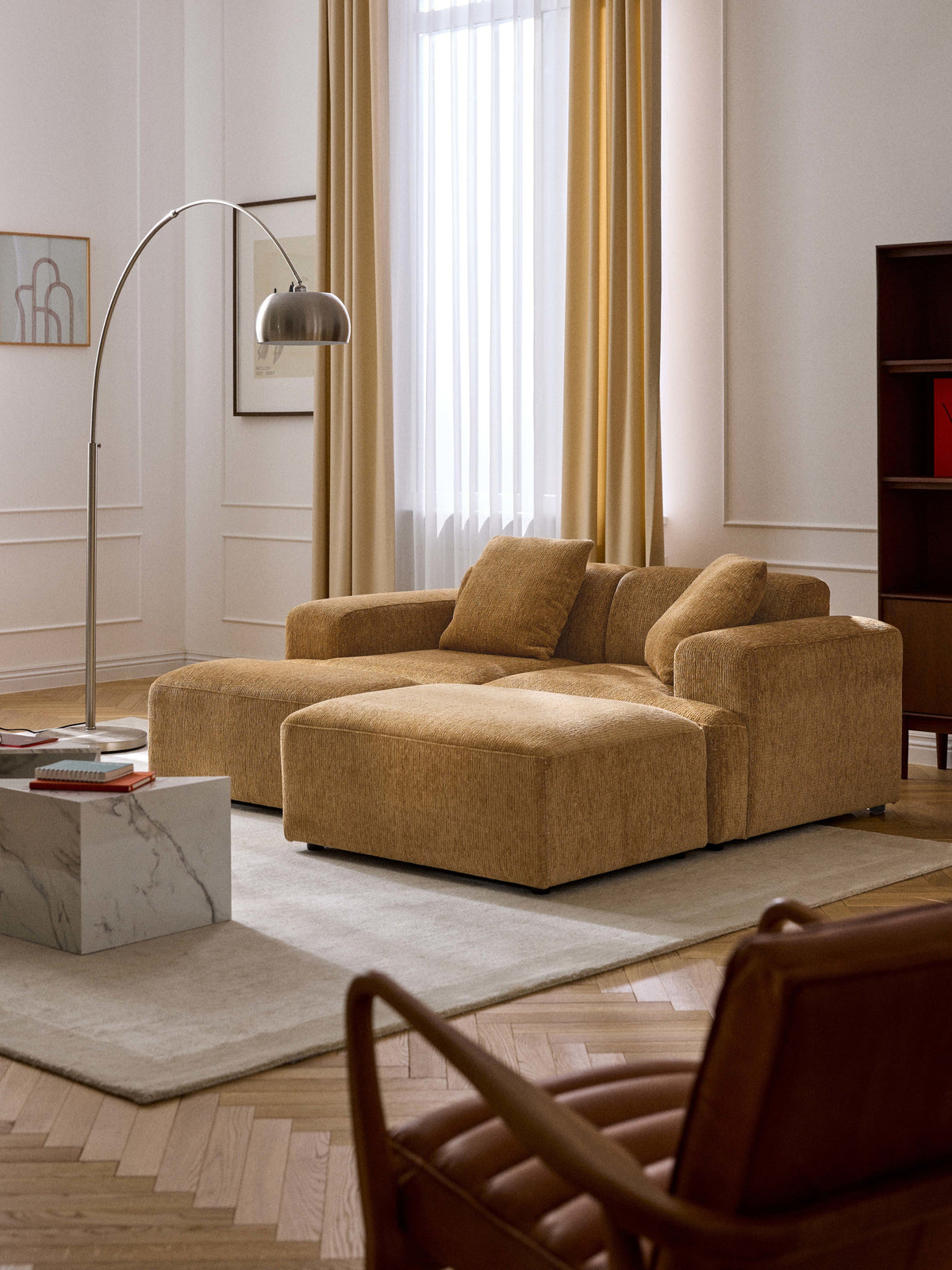 Melveria Ottoman, W 99 x D 72 cm