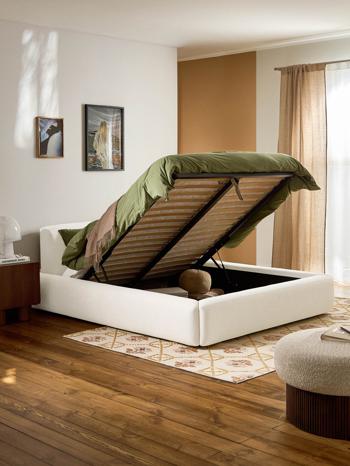 Melveria Storage Bed, Upholstered