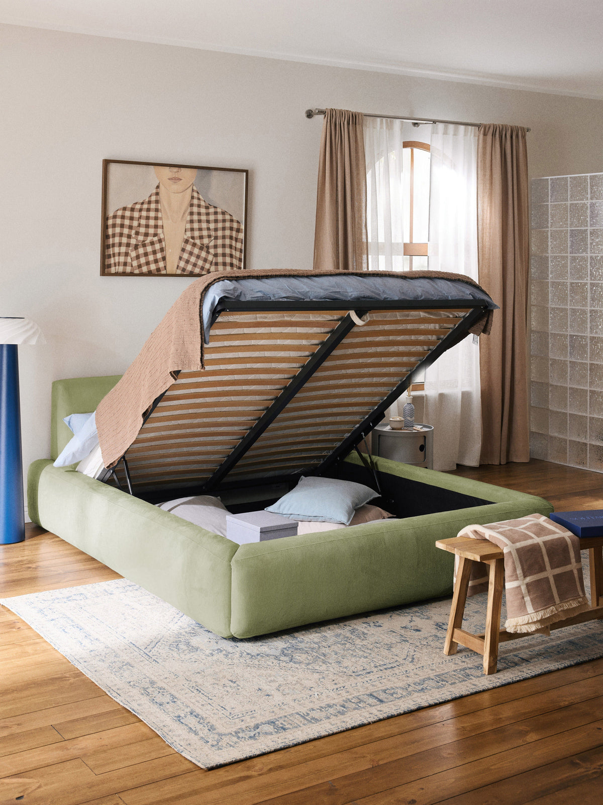 Melveria Storage Bed, Upholstered