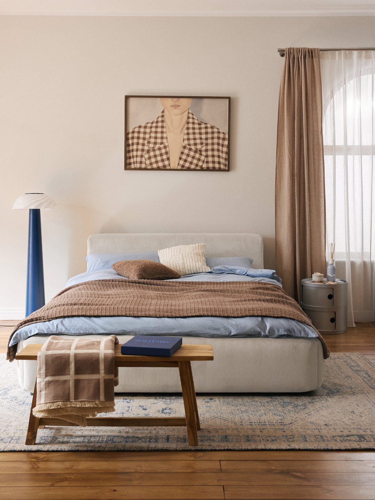 Melveria Upholstered Bed