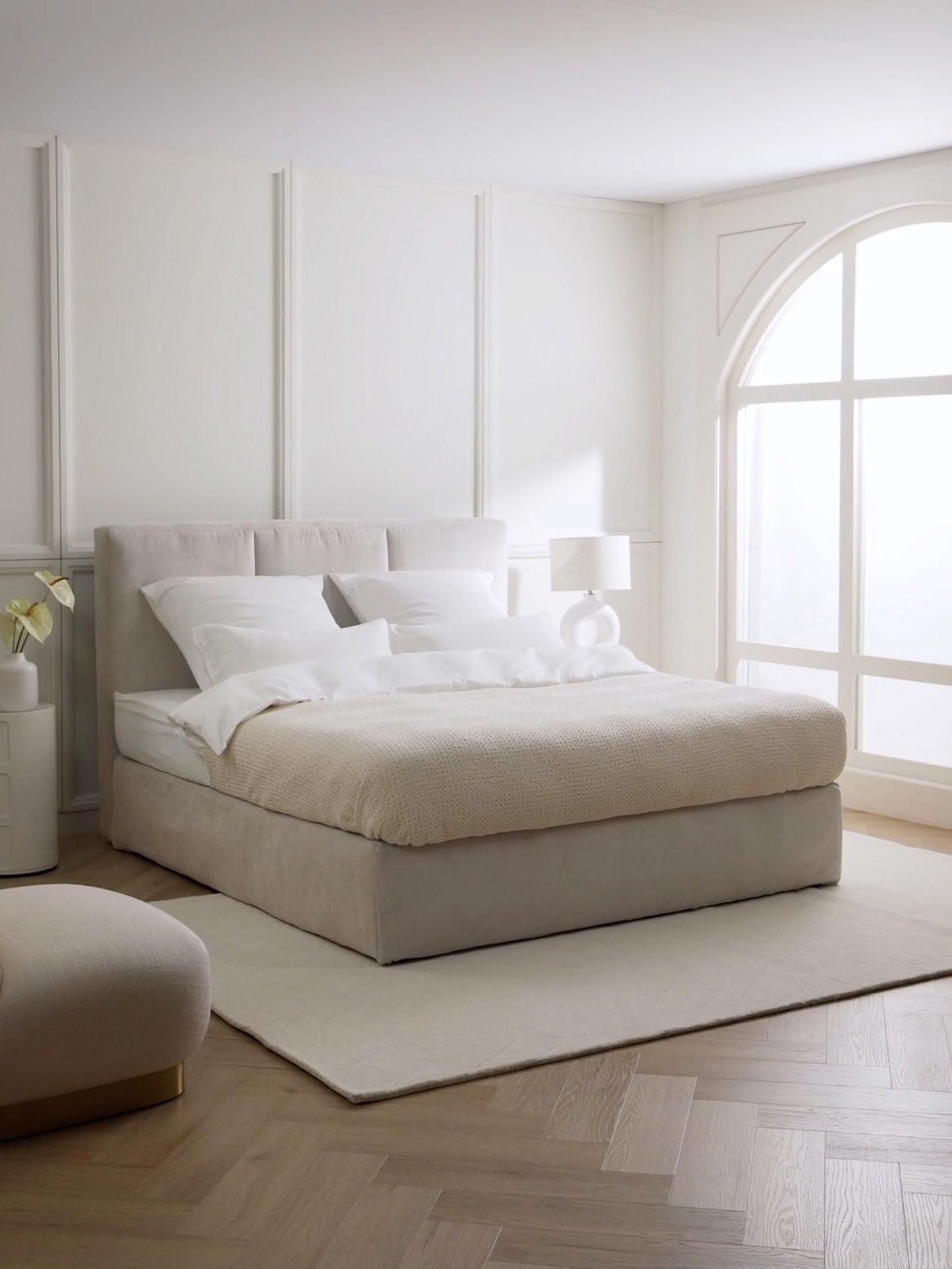 Obnera Box Spring Bed