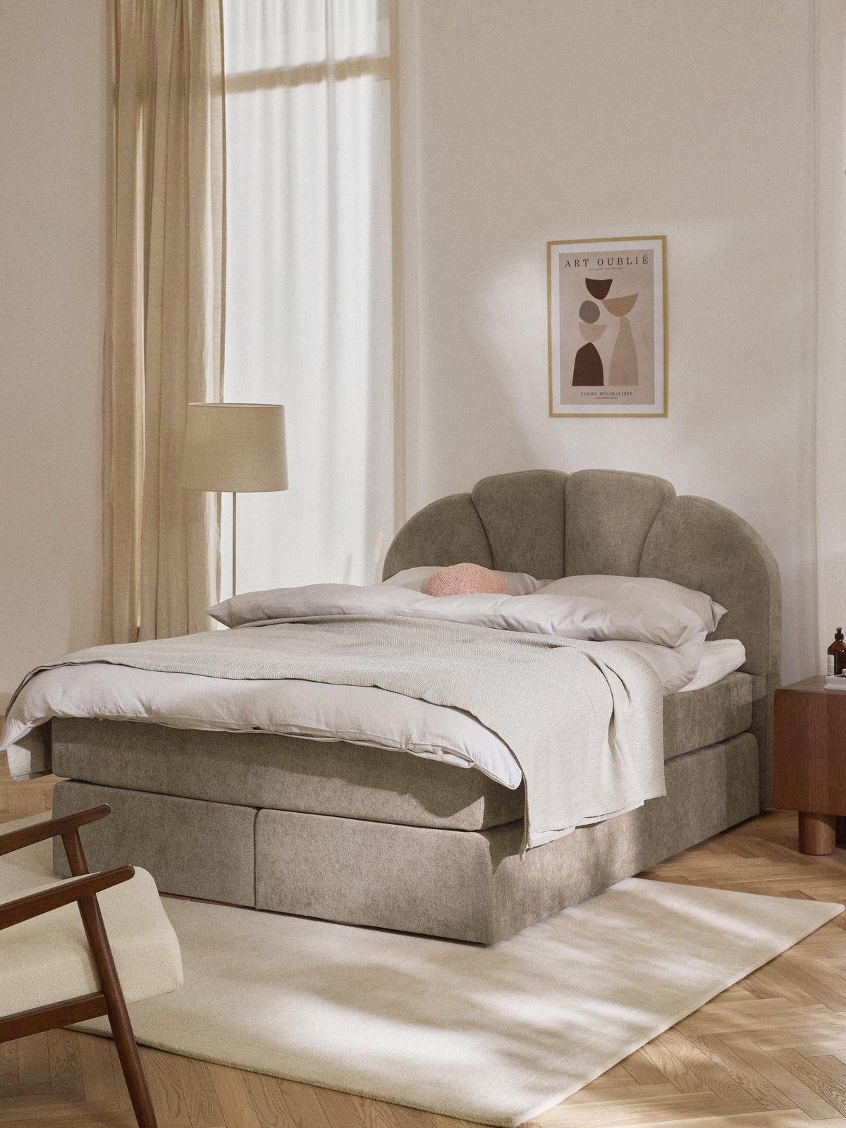 Rommina Box Spring Bed