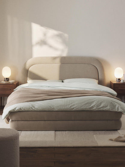 Solvano Upholstered Bed